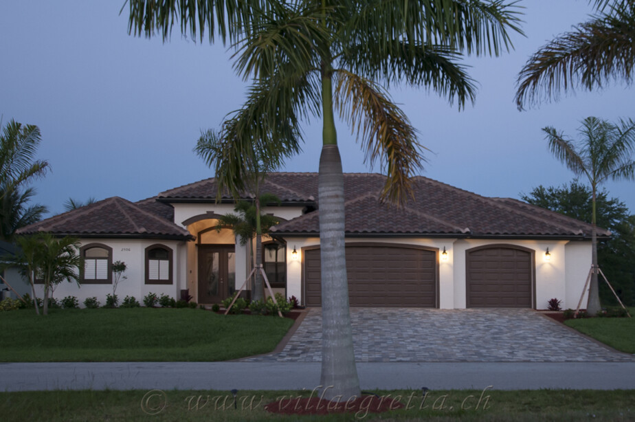 Villa Egretta Ostseite in der Abenddämmerung Ostseite Villa Egretta Beltramonto