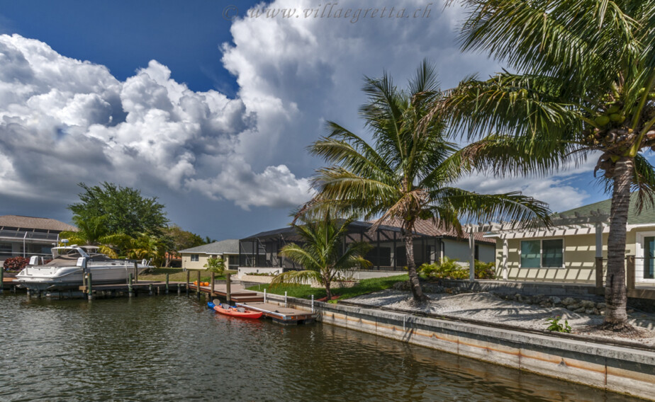 Villa Egretta von der Kanal gegenüberliegenden Seite Villa Egretta Beltramonto von der Kanal gegenüberliegenden Seite